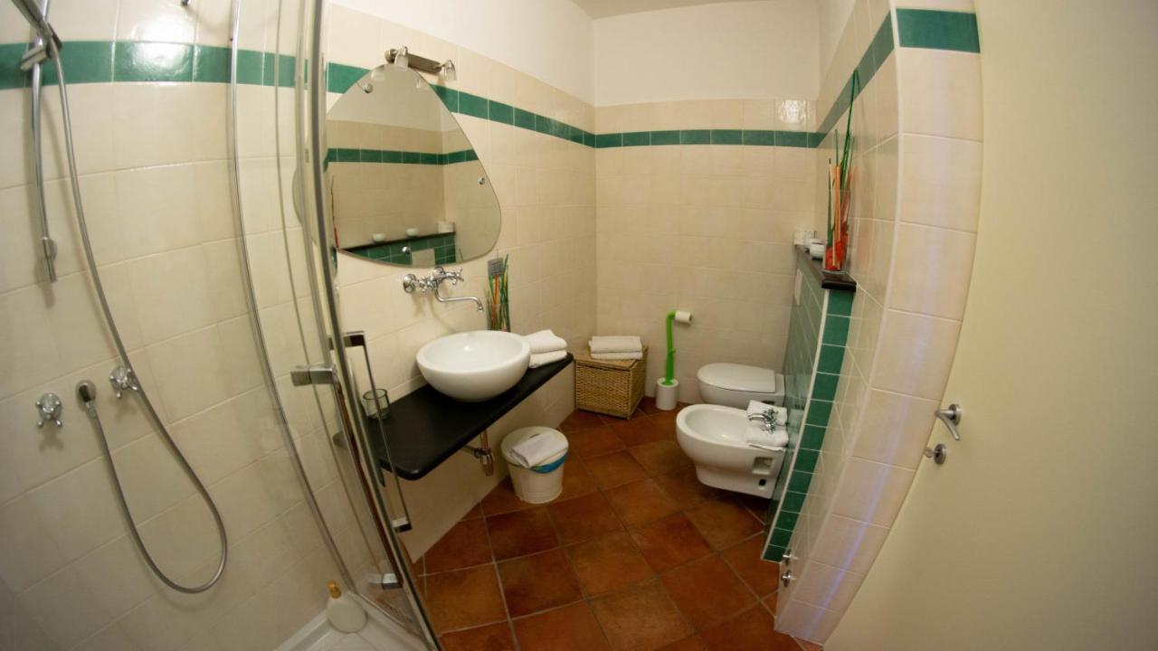 B&B Da Carla Sestri Levante Bagian luar foto